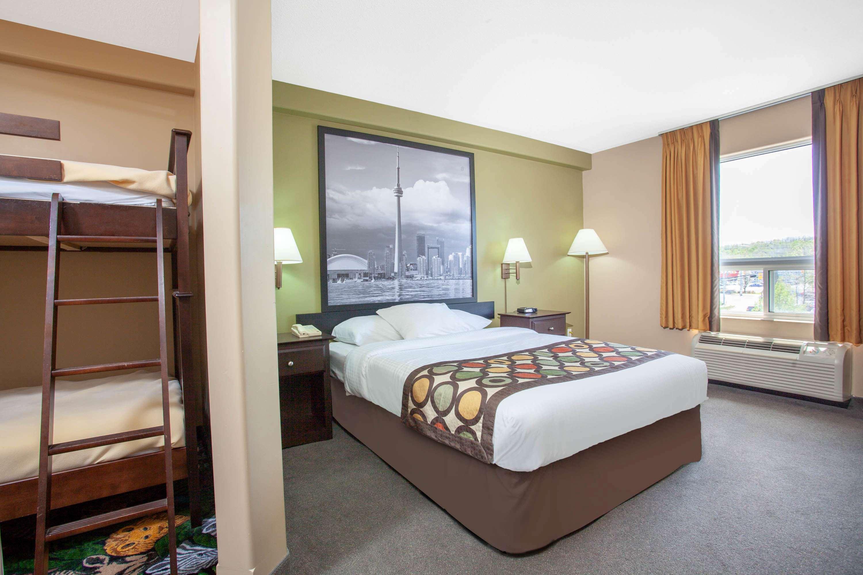 Super 8 By Wyndham Midland Hotel Ngoại thất bức ảnh